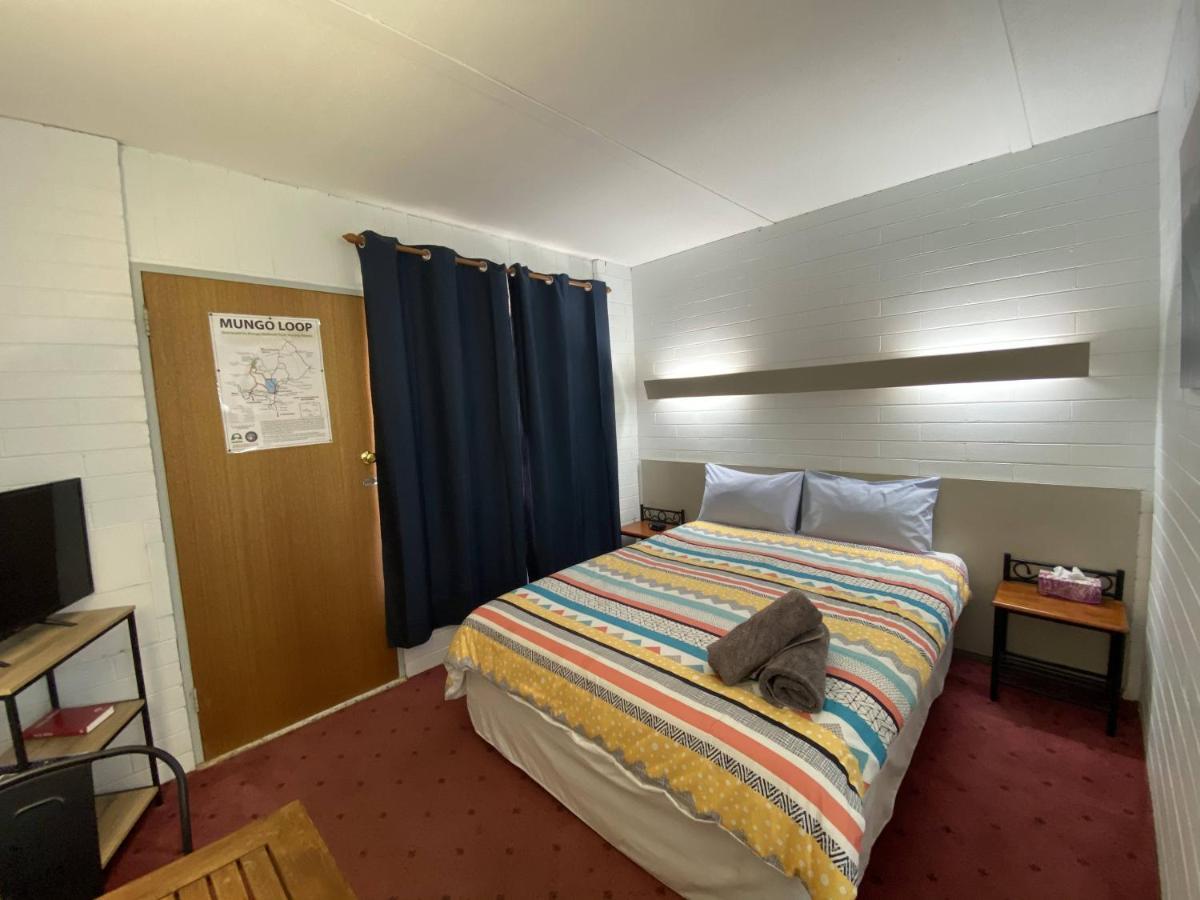 Capri Motel Balranald Exterior photo