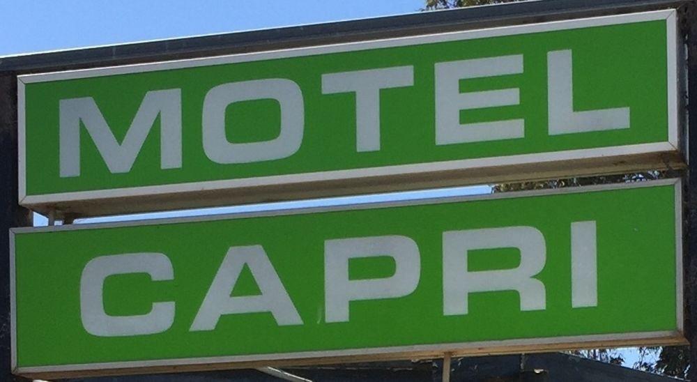 Capri Motel Balranald Exterior photo